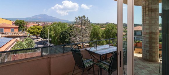 3 bedrooms Apartment in Belpasso, Italy No. 275330 3