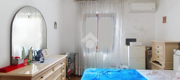 2 bedrooms House in Pisa, Italy No. 264027 10