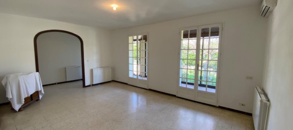 4 bedrooms Villa in Vaison-la-Romaine, France No. 353185 2