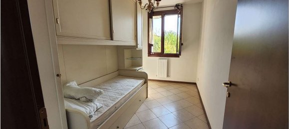 3 bedrooms Apartment in San Prospero, Italy No. 336769 12