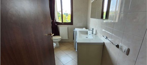 3 bedrooms Apartment in San Prospero, Italy No. 336769 18