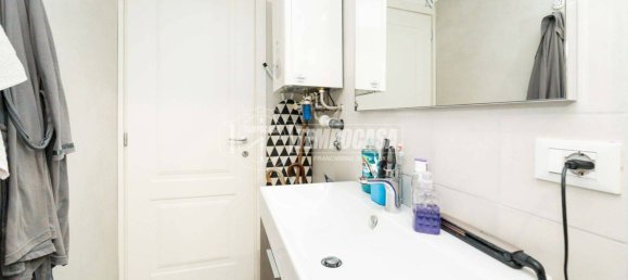 Studio in Milan, Italy No. 361597 19