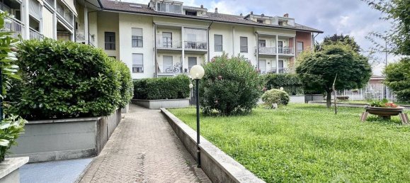 2 bedrooms Apartment in Turin, Italy No. 267838 17