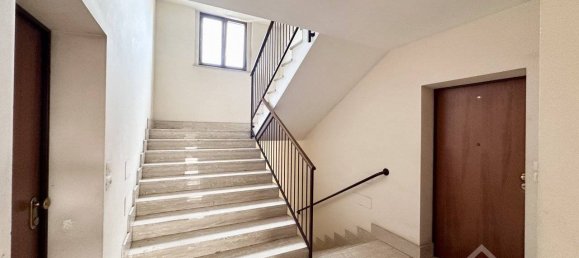 2 bedrooms Apartment in Turin, Italy No. 267838 25