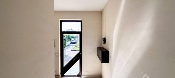 2 bedrooms Apartment in Turin, Italy No. 267838 28