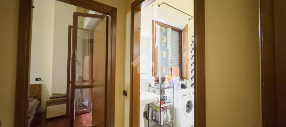 Квартира с 2 комнатами в Лиссоне, Италия № 7631 12