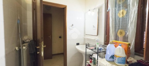 Квартира с 2 комнатами в Лиссоне, Италия № 7631 17