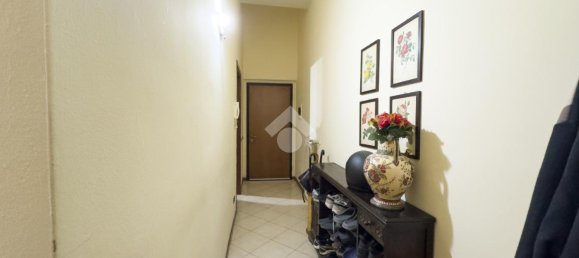 Квартира с 2 комнатами в Лиссоне, Италия № 7631 10