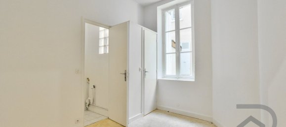 Apartamento de 2 dormitorios en Paris, France No. 184127 12