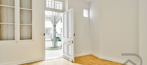 Apartamento de 2 dormitorios en Paris, France No. 184127 2