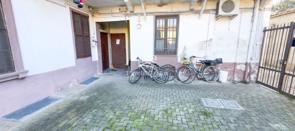 3-salle Appartement à Vigevano, Italy No. 238641 39