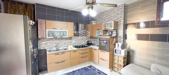 3-salle Appartement à Vigevano, Italy No. 238641 5