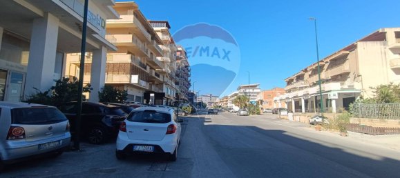 Квартира с 3 спальнями в Фавара, Италия № 288498 18