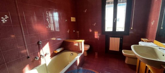 3 bedrooms Villa in Mestrino, Italy No. 12728 14
