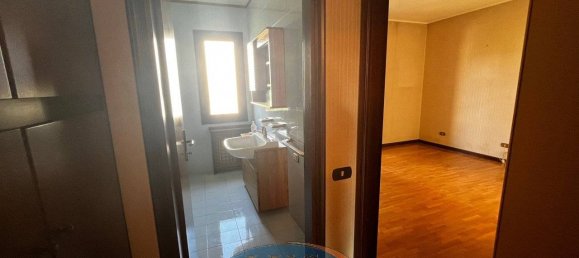 3 bedrooms Villa in Mestrino, Italy No. 12728 16