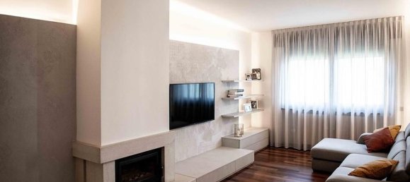 2 rooms Apartment in Empoli, Italy No. 283469 2