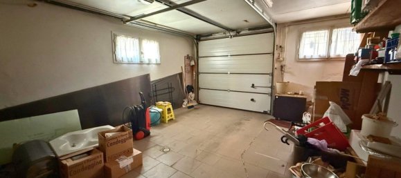 4 rooms Apartment in Reggio Emilia, Italy No. 98137 23