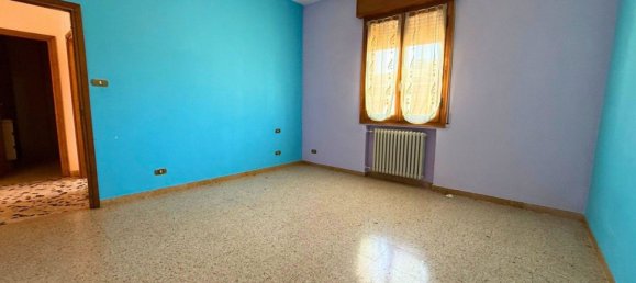 4 rooms Apartment in Reggio Emilia, Italy No. 98137 19