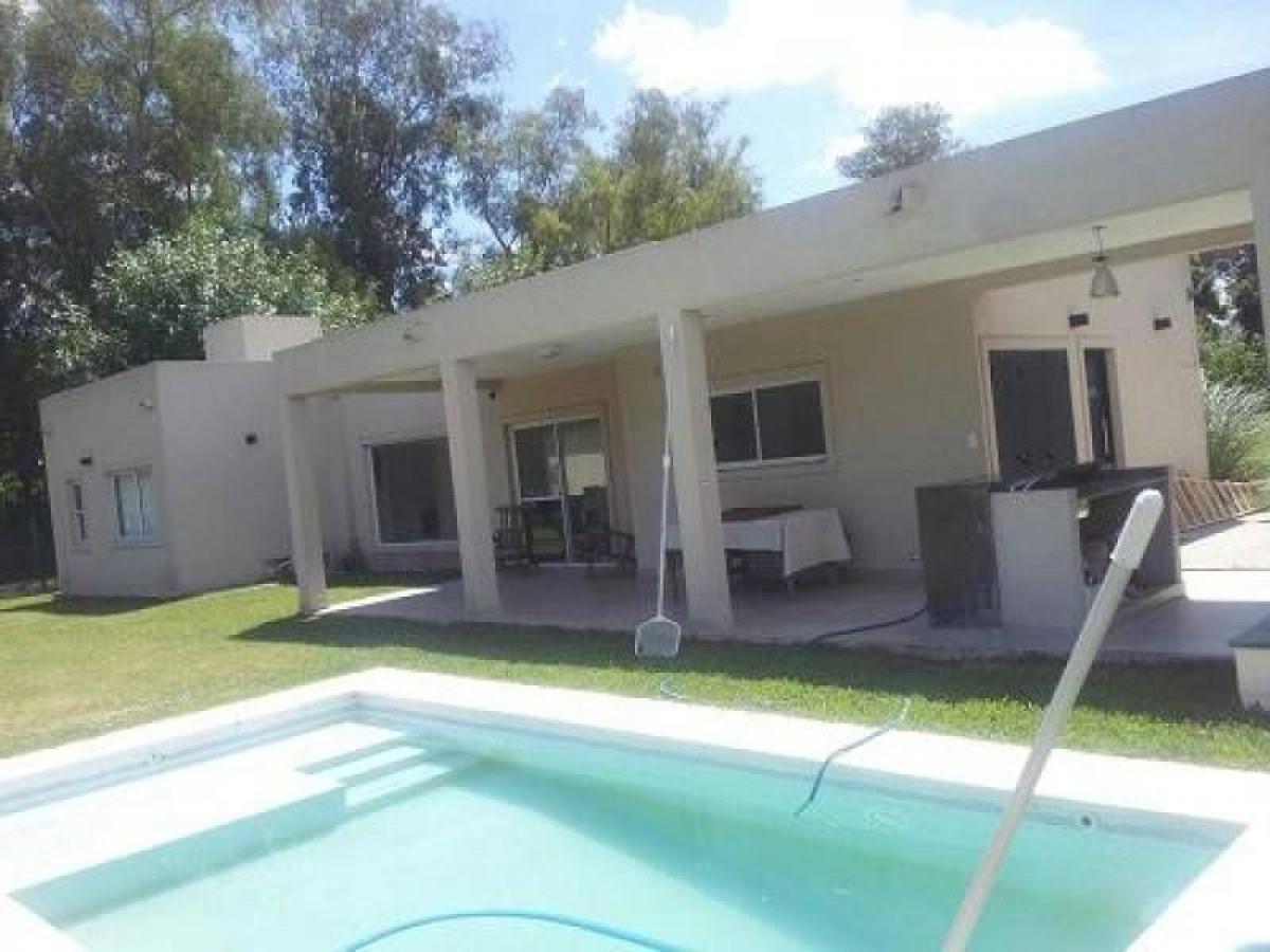 Casa T3 em Pilar, Argentina N.º 65216