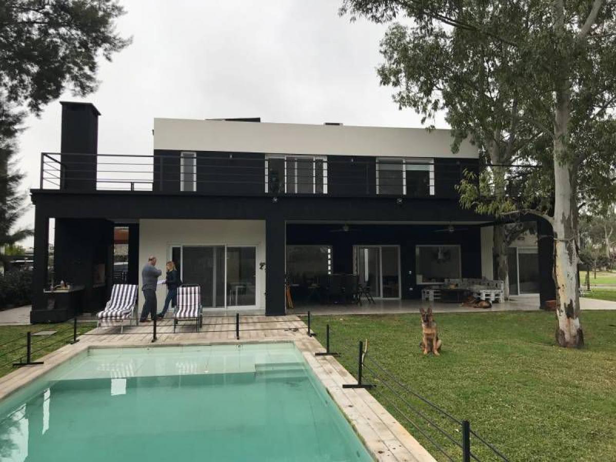 4 Schlafzimmer Haus in Tigre, Argentina, Nr. 21128