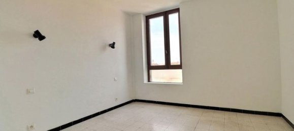 Apartamento de 2 dormitorios en Perpignan, France No. 315317 8