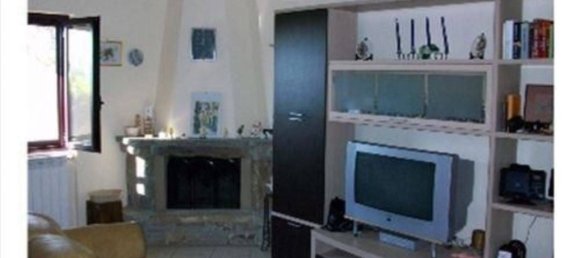 4 rooms Villa in Santa Maria del Molise, Italy No. 76001 7