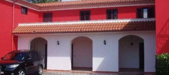 4 rooms Villa in Santa Maria del Molise, Italy No. 76001 4