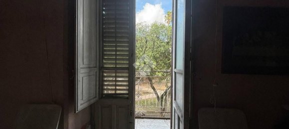 4 rooms House in Alcamo, Italy No. 153822 2