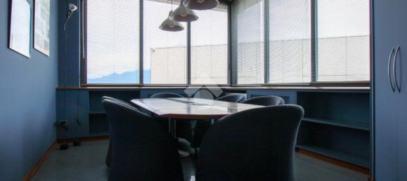 Oficina de 3 habitaciónes en Curno, Italy No. 237882 13