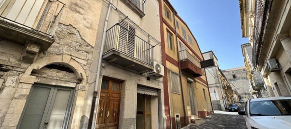 Casa de 4 divisões em Giarratana, Italy N.º 261353 2