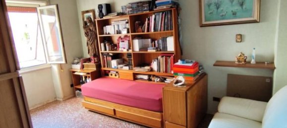 1 bedroom Apartment in Rome, Italy No. 375458 10