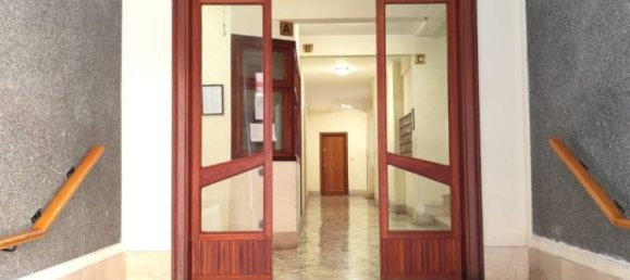 1 bedroom Apartment in Rome, Italy No. 375458 3