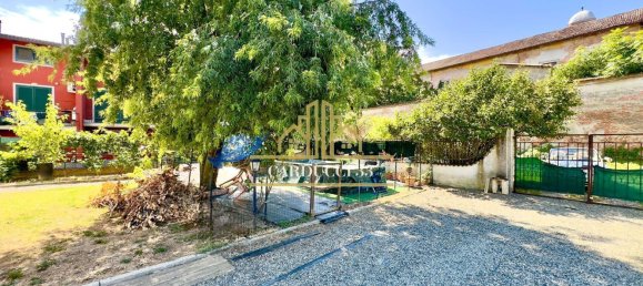 7 bedrooms House in Alessandria, Italy No. 372760 9