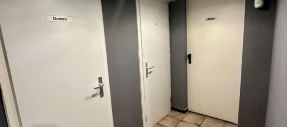 590m² Building in Dusseldorf, Germany No. 245931 17