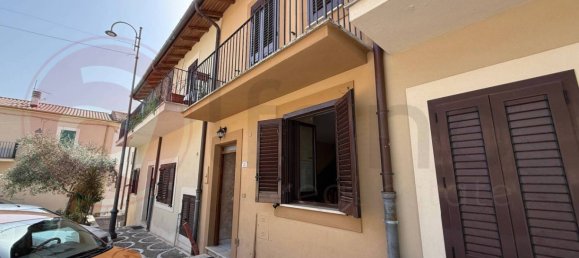 5 rooms Building in Colfelice, Italy No. 348383 5