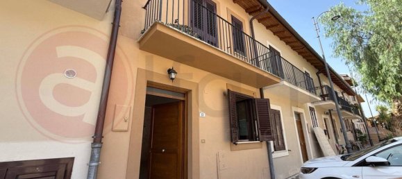 5 rooms Building in Colfelice, Italy No. 348383 4