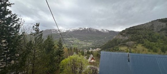 3 Schlafzimmer Haus in Allos, France, Nr. 304693 10