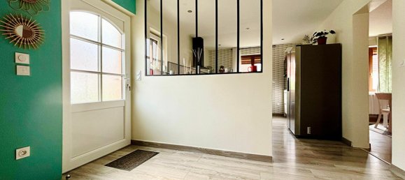 2 bedrooms House in Ingersheim, France No. 210866 3