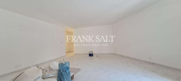 Мезонет с 2 спальнями в Меллиха, Мальта № 2140 4