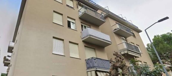 2 bedrooms Apartment in Parma, Italy No. 293395 9