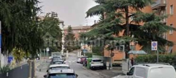 2 bedrooms Apartment in Parma, Italy No. 293395 12
