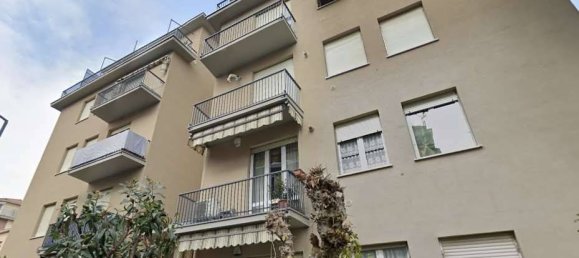 2 bedrooms Apartment in Parma, Italy No. 293395 11