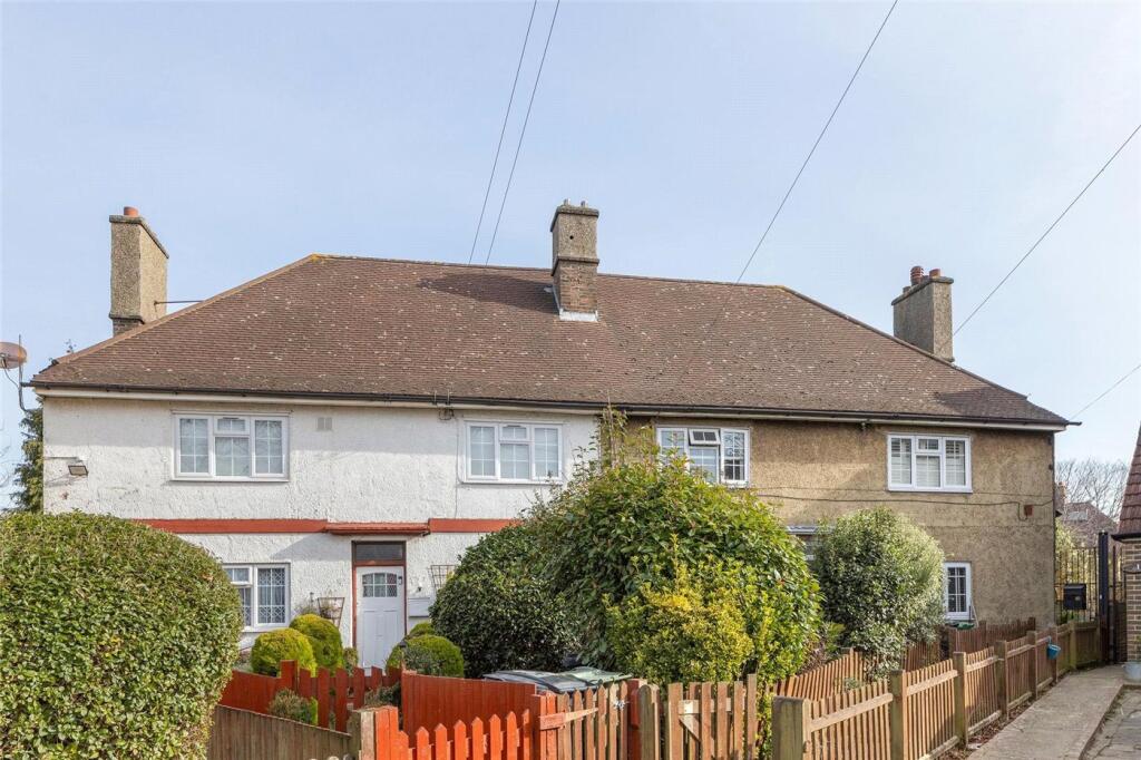 3 bedrooms Maisonette in London, United Kingdom No. 3576