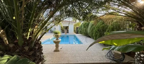 4 bedrooms Villa in Agios Tychonas, Cyprus No. 4205 16