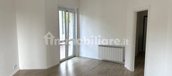 2 chambres Appartement à San Fermo della Battaglia, Italy No. 268234 6