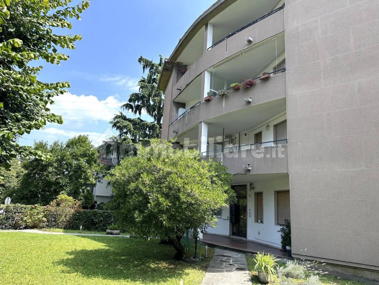 2 chambres Appartement à San Fermo della Battaglia, Italy No. 268234