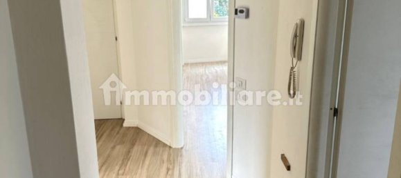 2 chambres Appartement à San Fermo della Battaglia, Italy No. 268234 2