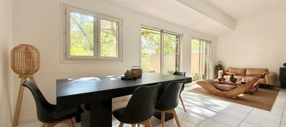 3 bedrooms Apartment in Marseille, France No. 285833 3