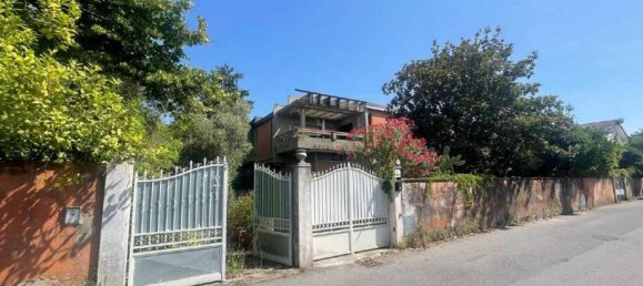 6 Schlafzimmer Wohnung in Carrara, Italy, Nr. 47896 7