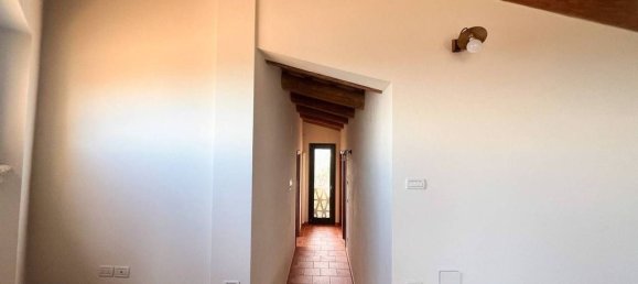 Вилла с 4 спальнями в Монтесильвано, Италия № 72857 46